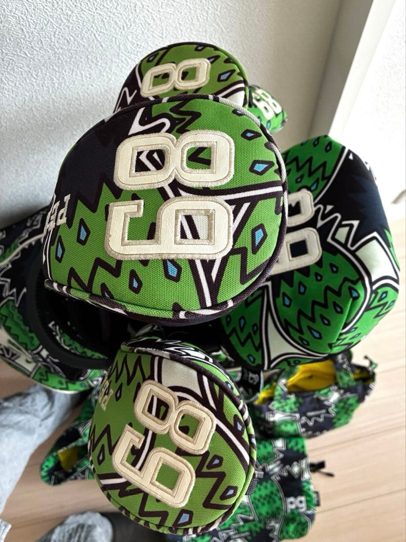 PEARLY GATESキャディバック10種バック、ヘッドカバー、ケース、フード