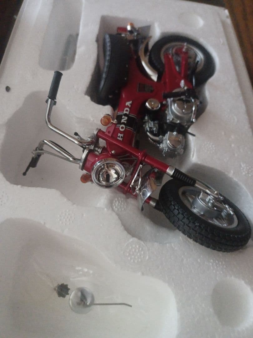 ダックスホンダ　ST50　エブロ1/10