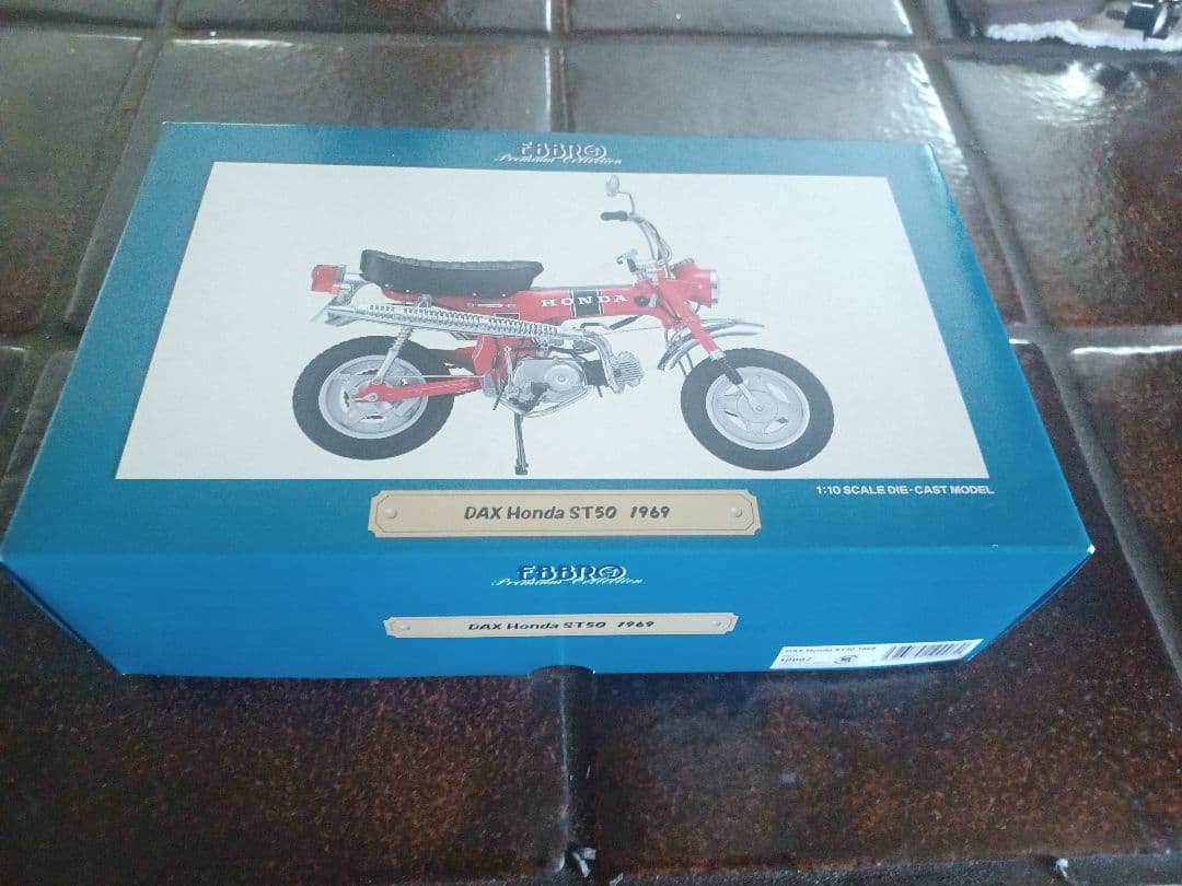 ダックスホンダ　ST50　エブロ1/10