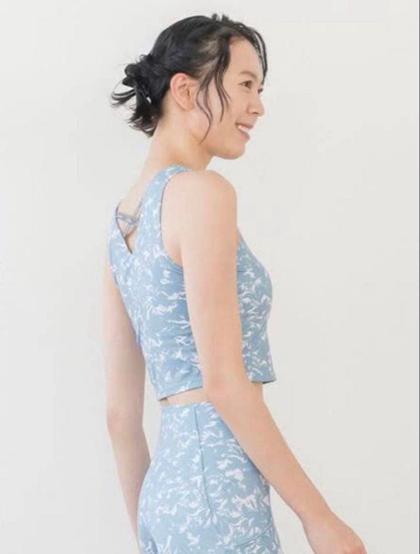 SUKALA アメリカンスリーブタンクトップ・トレンカレギンス 上下セット Ｌ