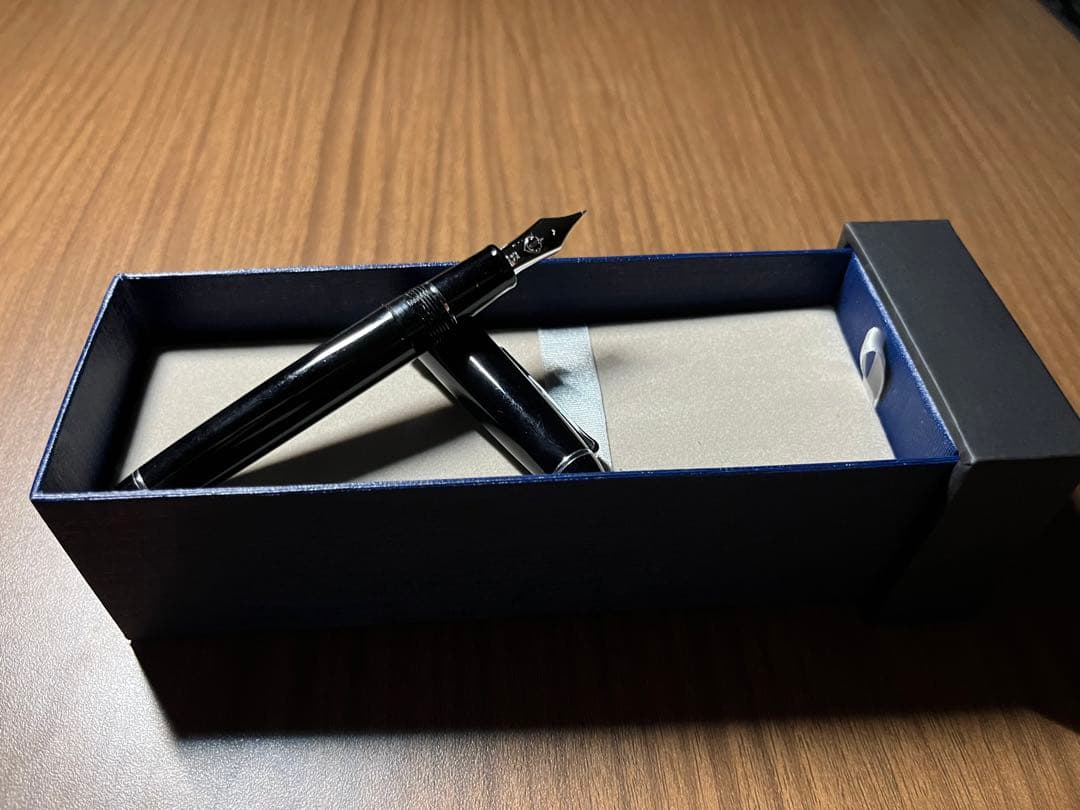 【極美品】セーラー万年筆長刀研ぎシルバートリム 中細 コンバーター 保証書箱付き