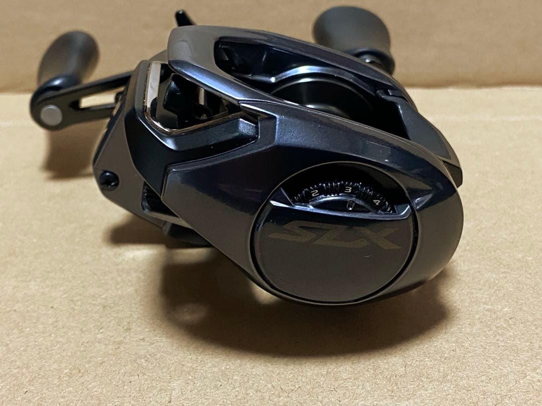 美品‼️機関良好‼️シマノ24SLX 70 右ハンドル仕様