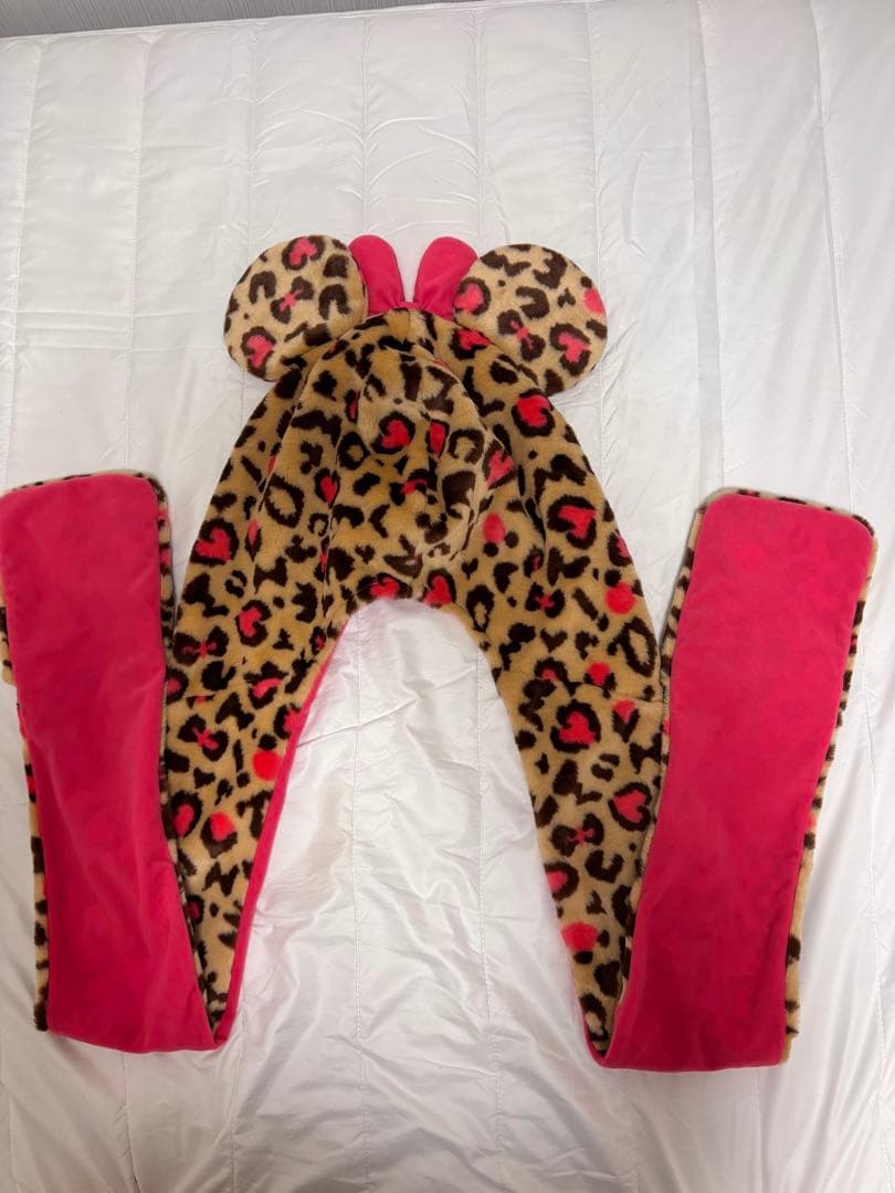 ミッキー耳付きヒョウ柄フード