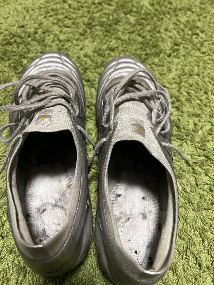 モレリアネオ4β 28センチ