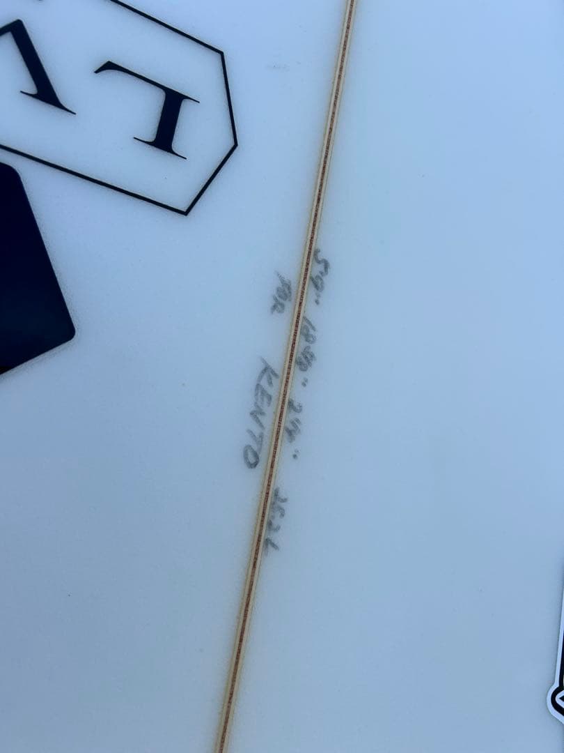 LVS サーフボード ラバーズサーフボード　パフォーマンスショート5'9\"中古