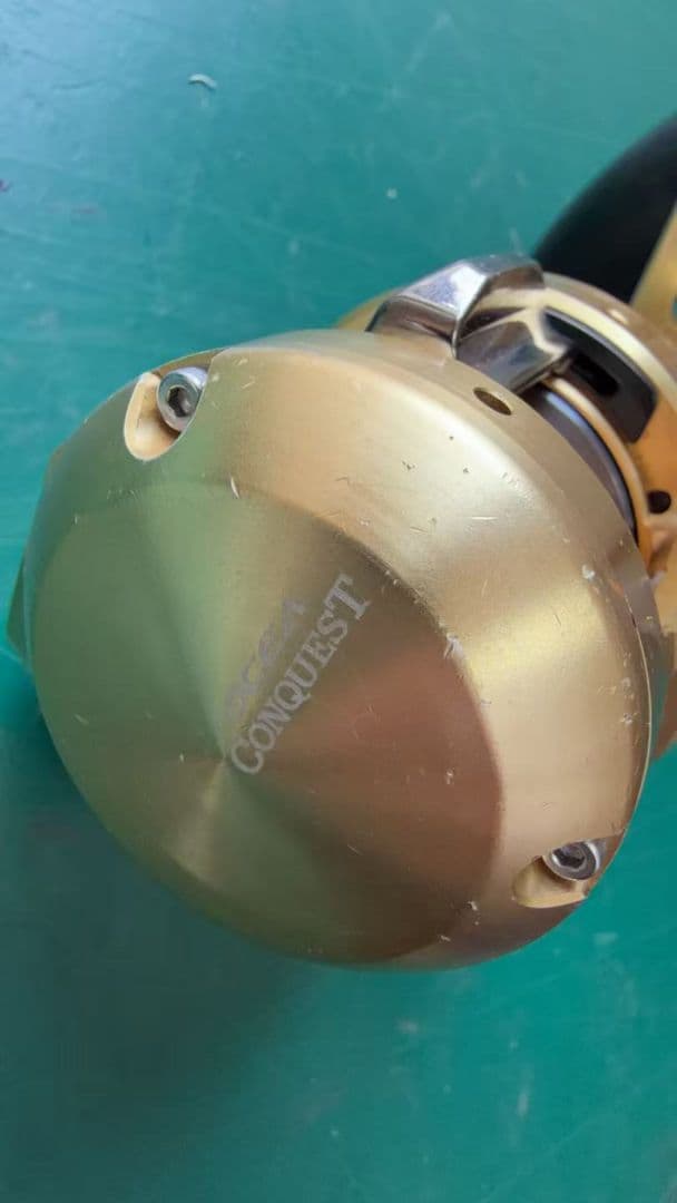 CONQUEST 両軸リール ゴールド