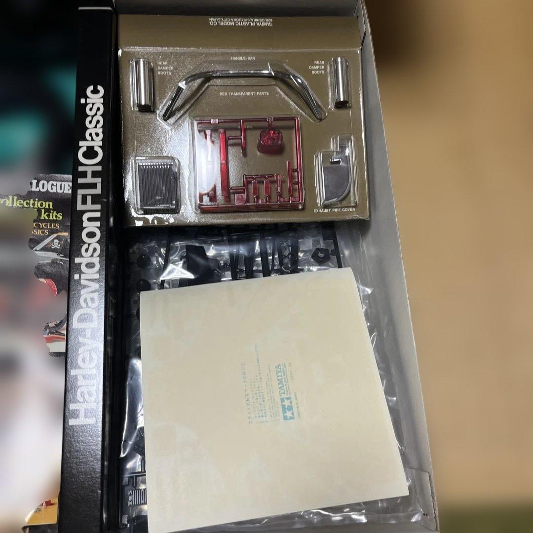 オートバイ・バイク TAMIYA 1/6 Harley-Davidson FLH Classic