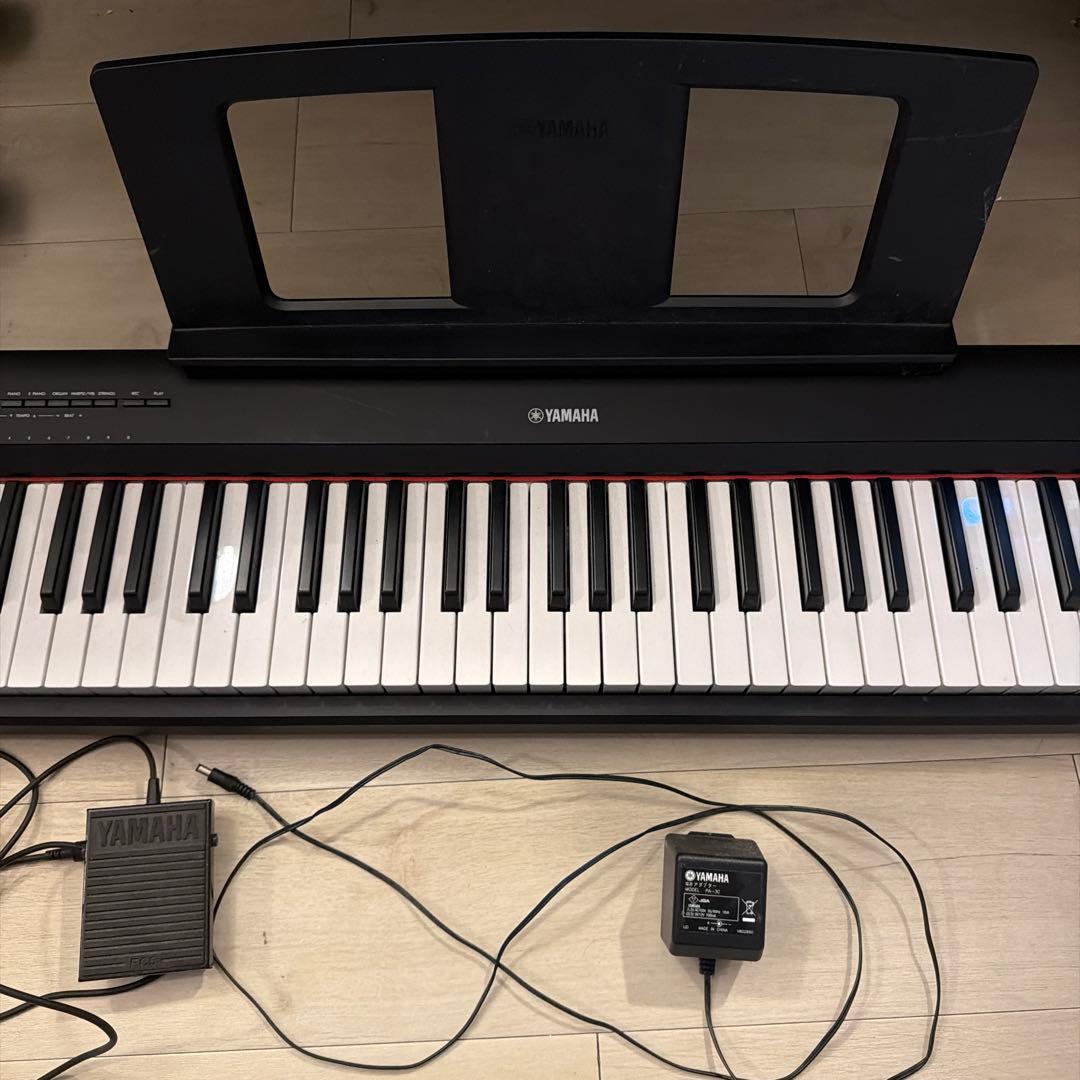 Yamaha Np-15b 電子ピアノ 本体 ペダル付き