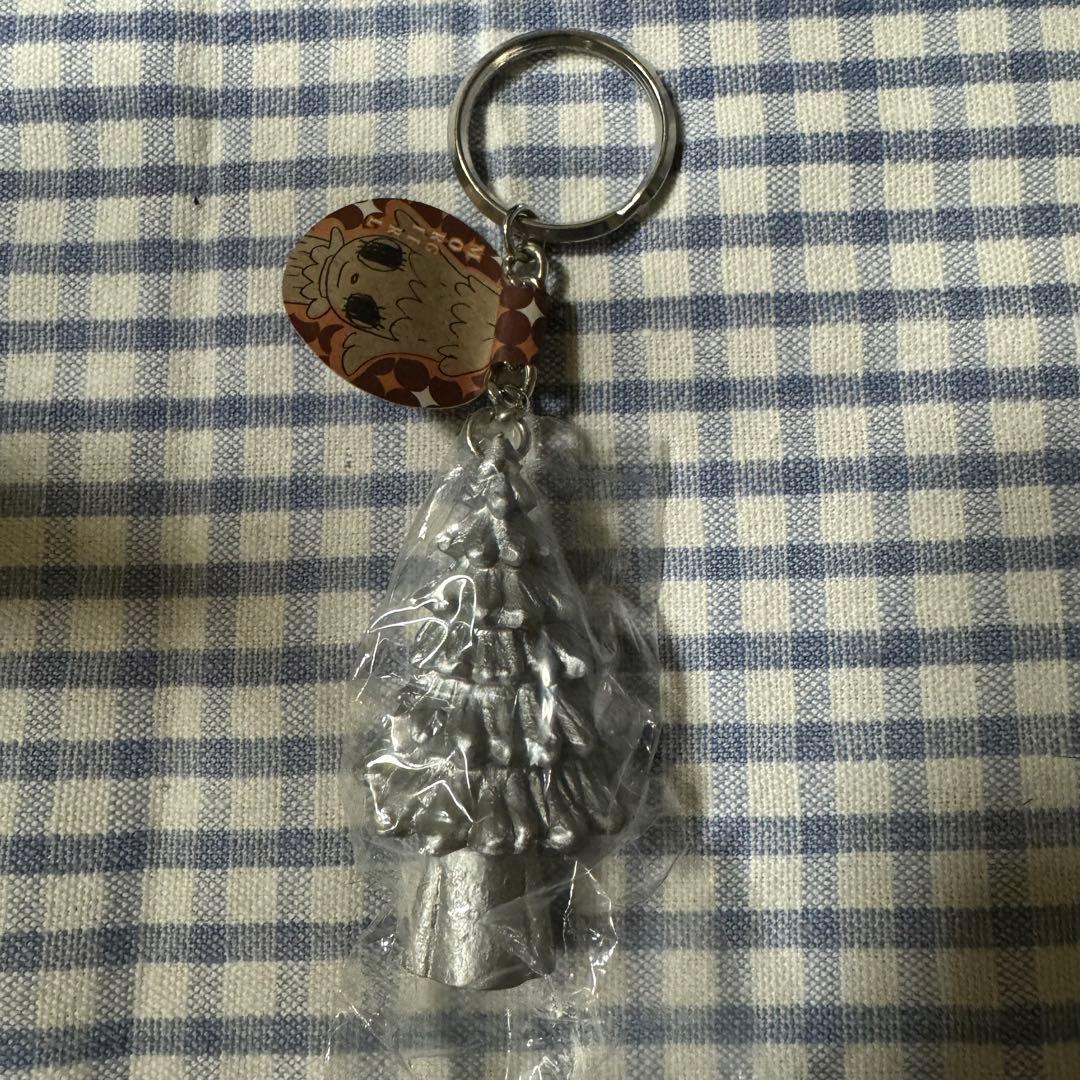 奈良美智 森ガール キーホルダー 横浜美術館 シルバー 銀