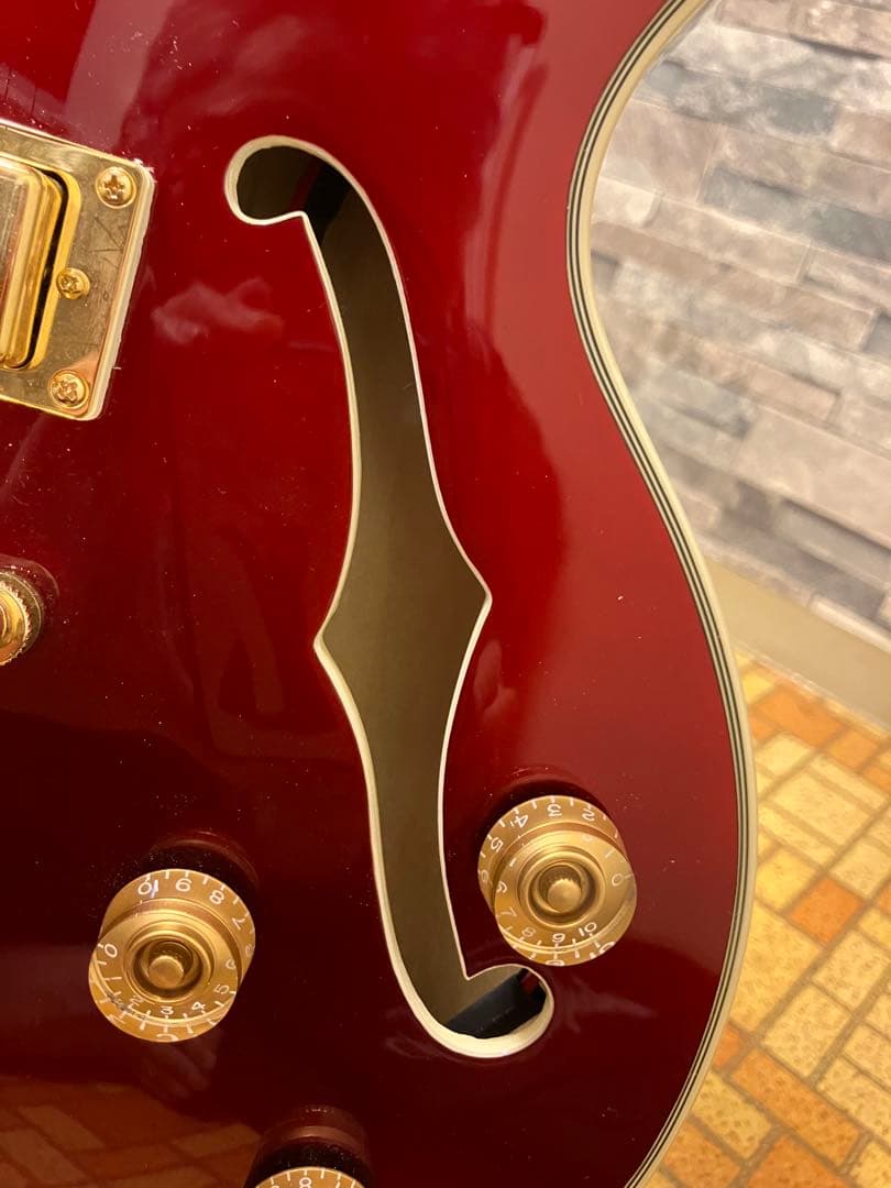 美品Epiphone Uptown Kat ES Ruby Red ／生産終了