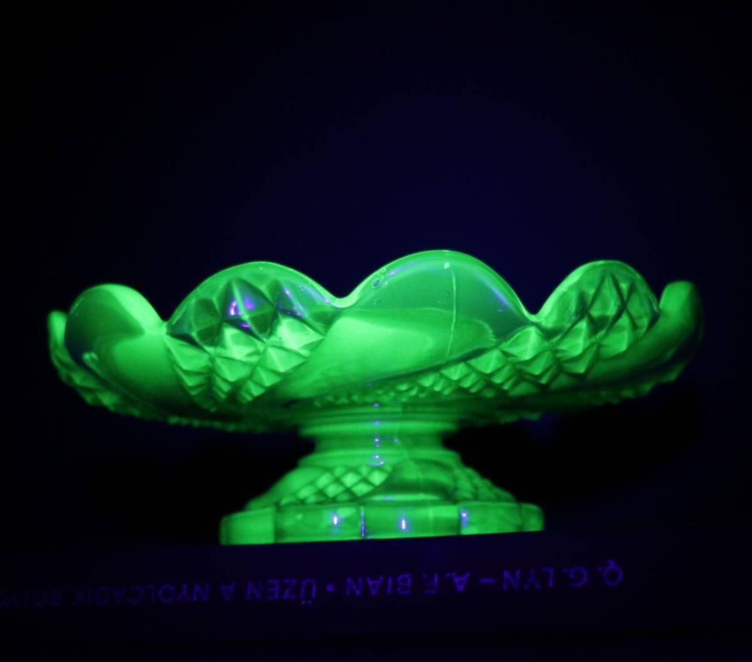 オールド・バカラ 激レアウランガラス製セルポンティーヌ コンポート アンティーク