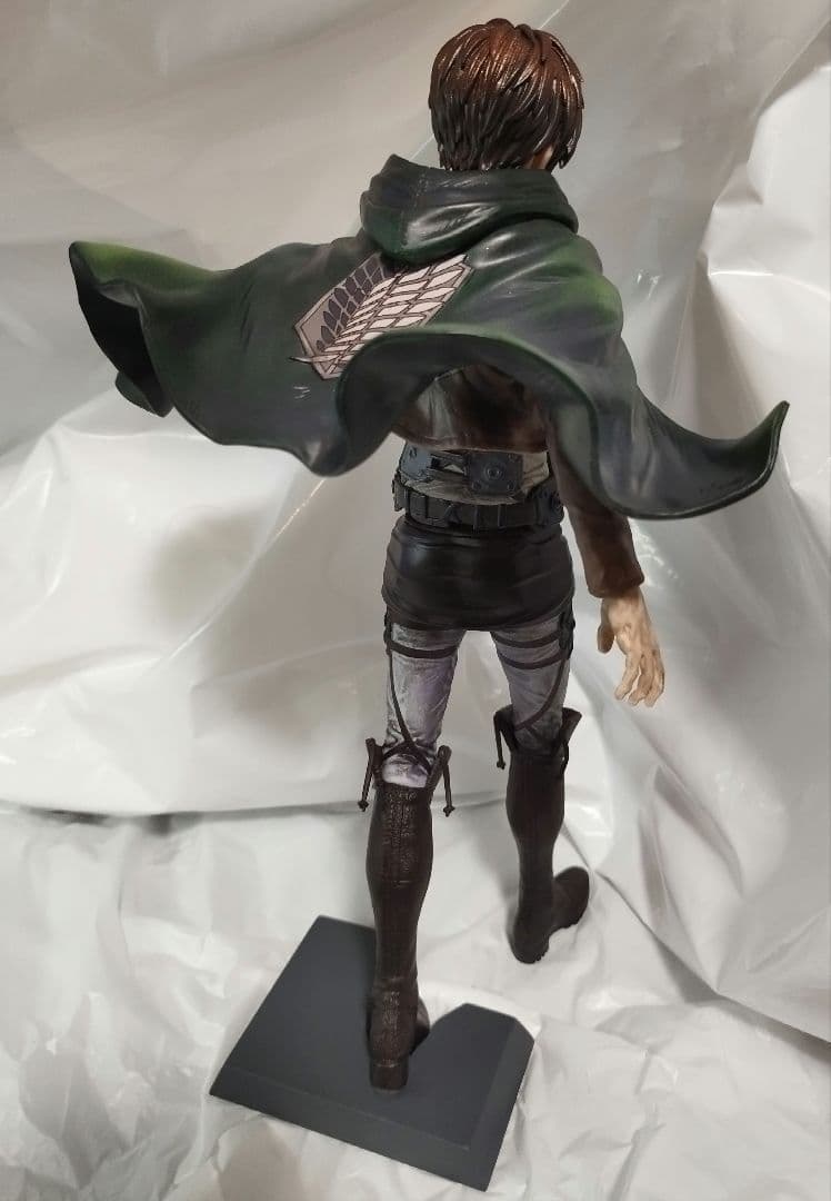 進撃の巨人 エレン・イェーガー リペイント フィギュア