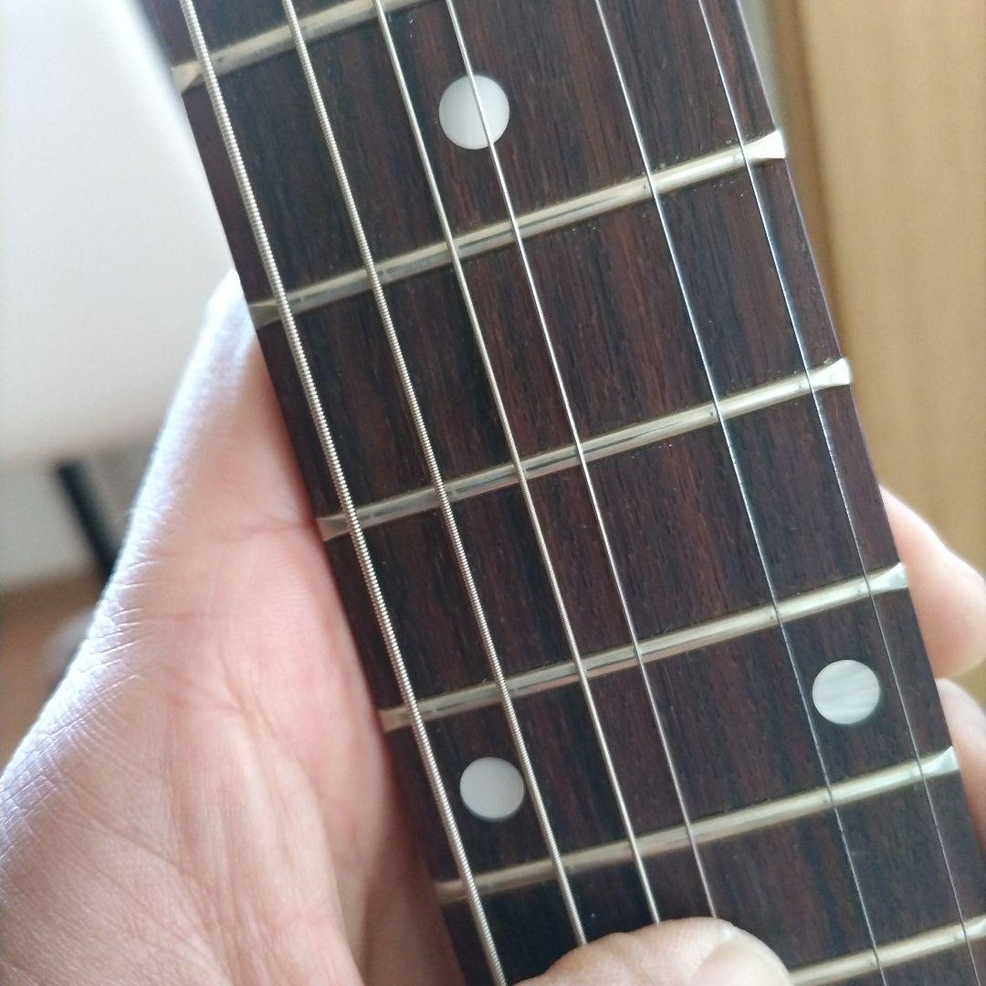 Gibson レスポール　モダンライト　ゴールドミストサテン