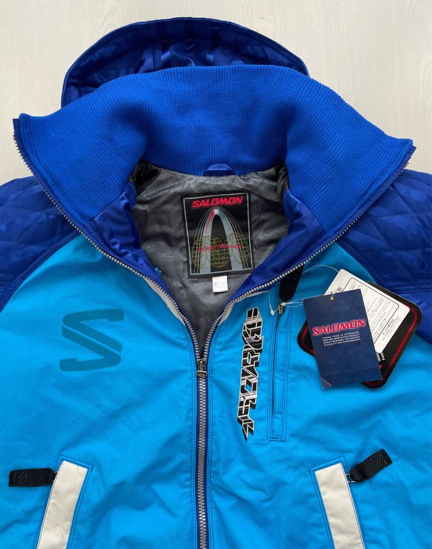 サロモン　スキーウェア　モーグルジャケット　SALOMON　新品タグ付　日本製