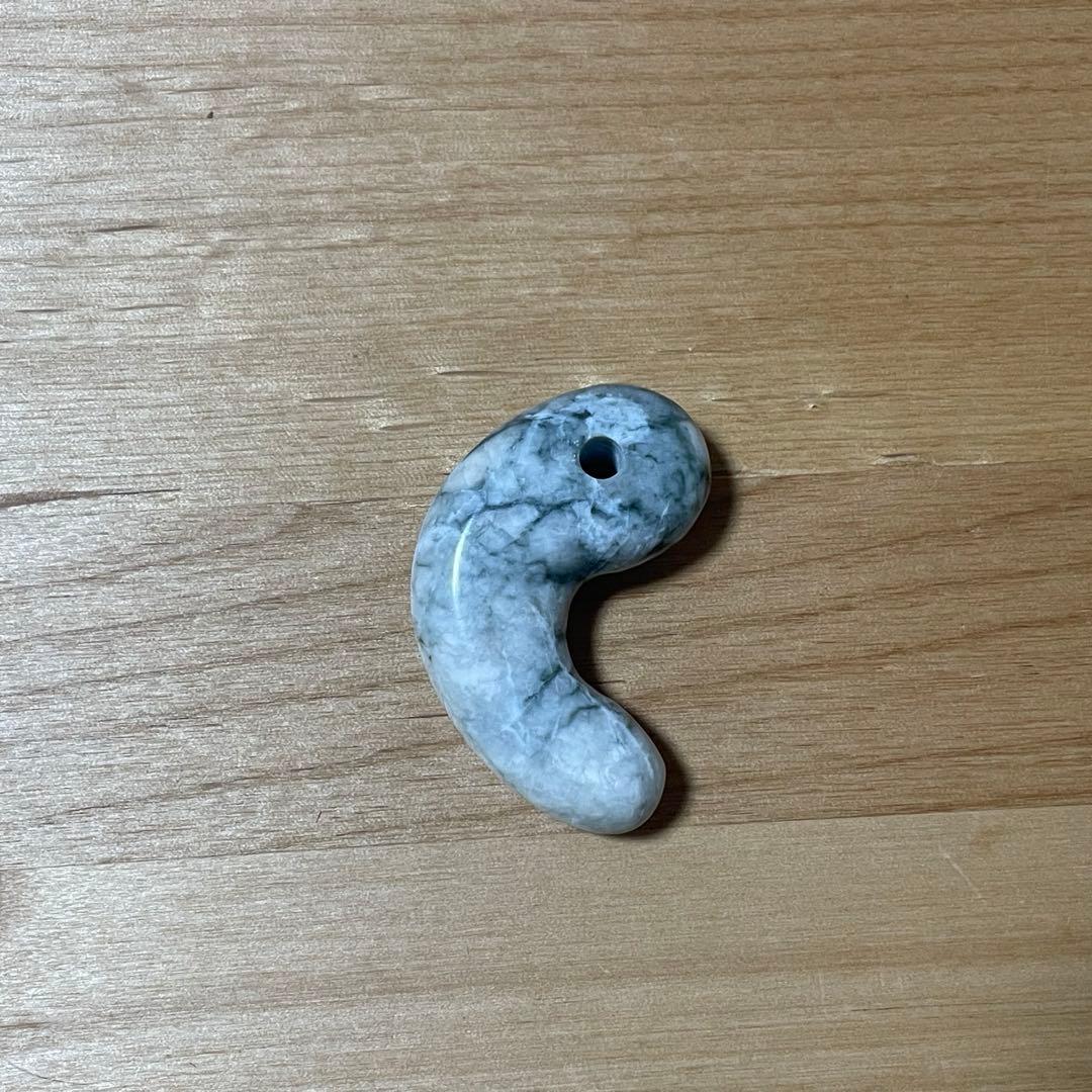 ⑥特大 糸魚川翡翠 勾玉 56mm 46g