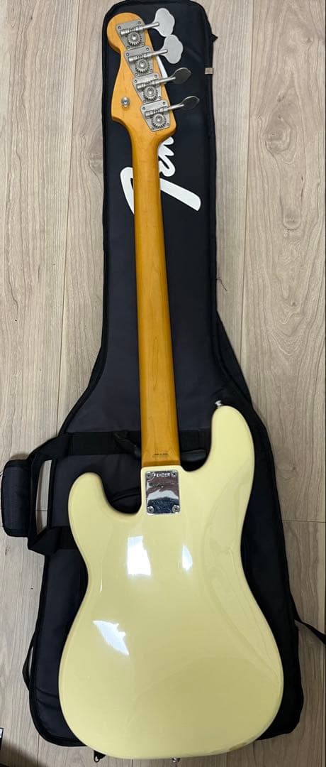 Fender Japan Precision Bass (プレシジョンベース)