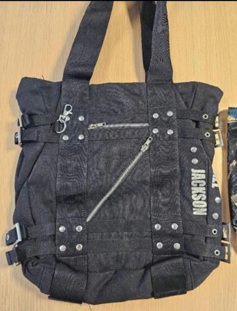 【未開封】マイケル・ジャクソン BAD衣装型バッグO2 アリーナ