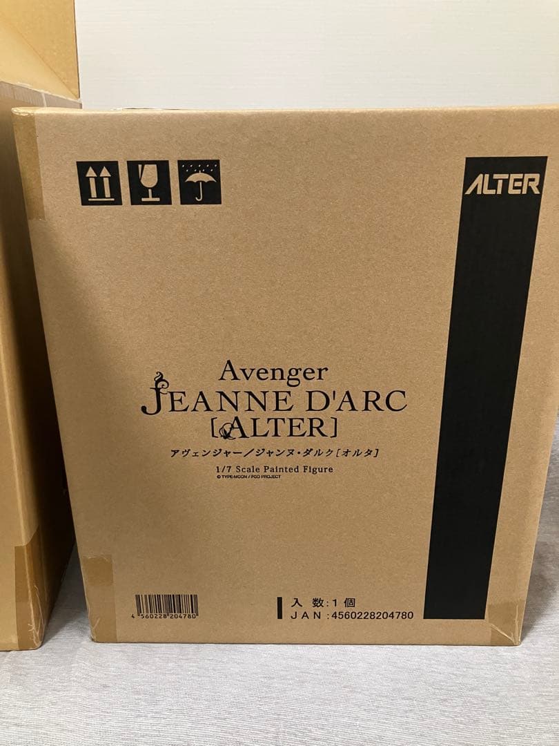 アヴェンジャー／ジャンヌ・ダルク［オルタ］ALTER アルター　Fate