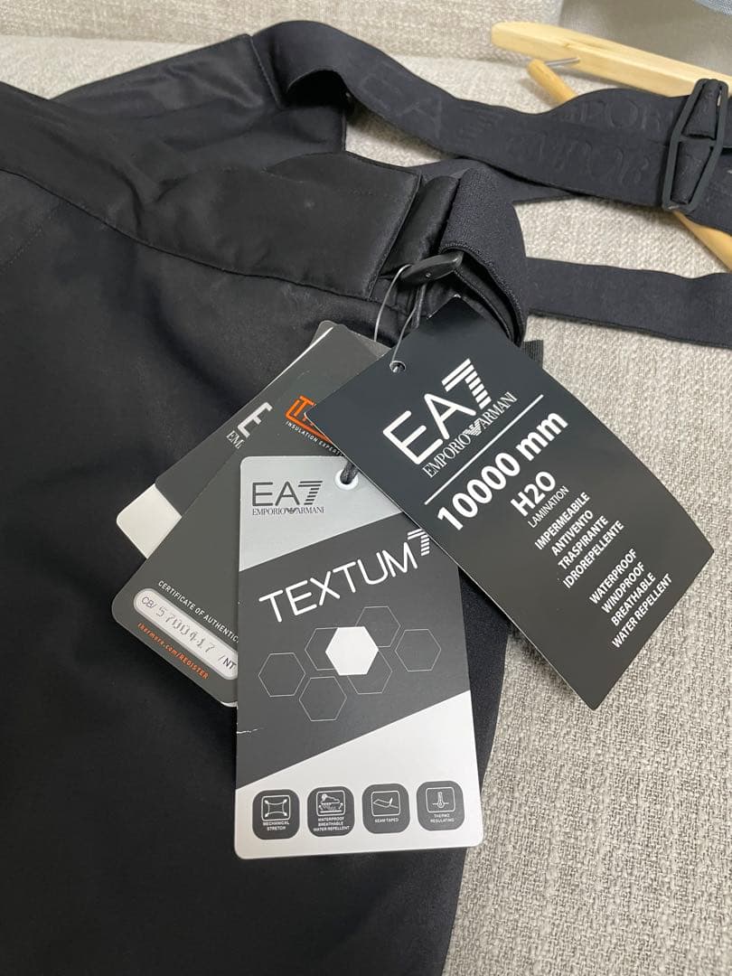 ARMANI EA7 スノーボード　スキー　ビブパンツ　新品未使用