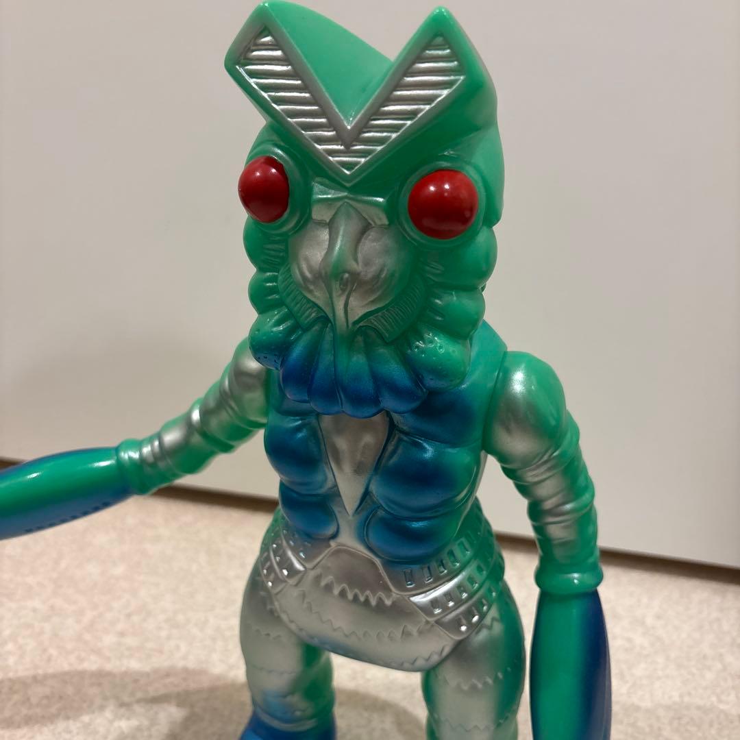 マルサン ウルトラマン 対 バルタン星人 450セット 電波塔 ソフビ