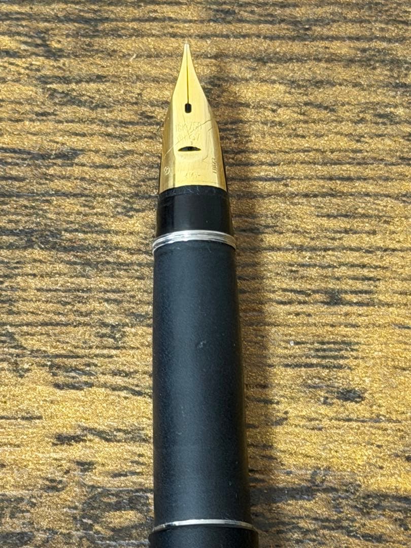 筆記確認＆洗浄済　1973年製　22KAGM 18金　パイロット　万年筆　中字