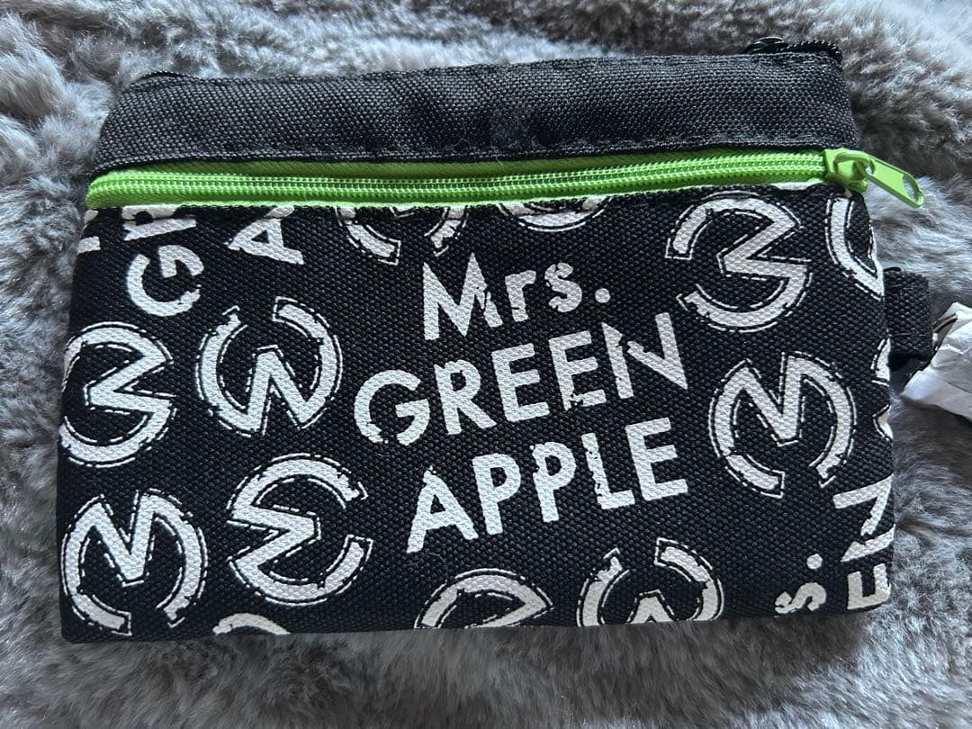 【2016年FC限定1周年記念品】Mrs. GREEN APPLE パスケース