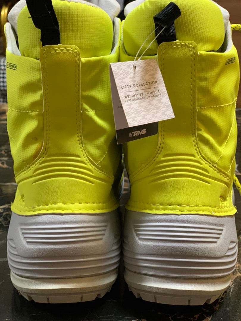 未使用 Teva スノーブーツ