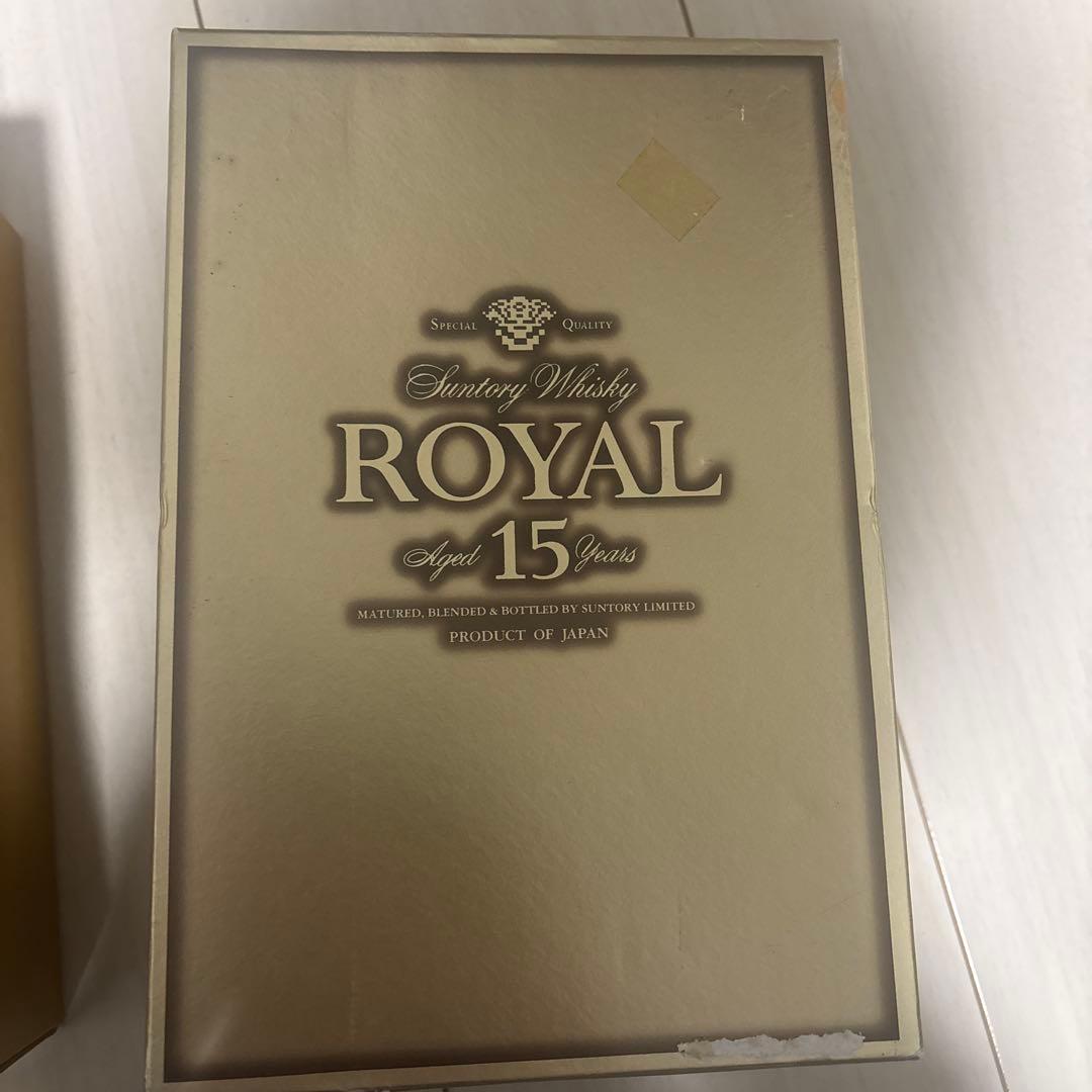 サントリー　ウィスキー　 ローヤル　ゴールドラベル　750ml