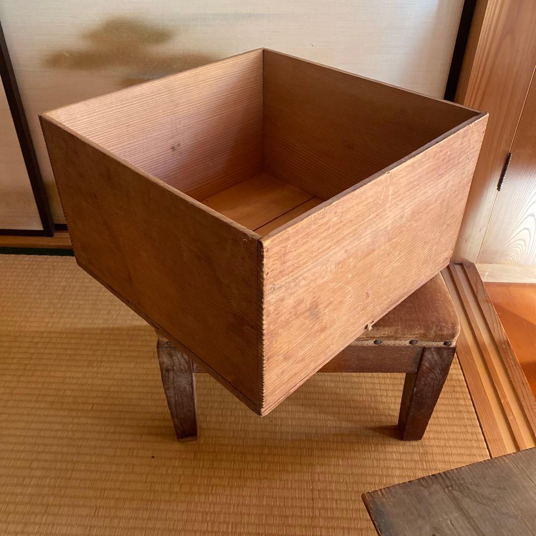 骨董　火鉢　アンティーク　あやめ蒔絵火鉢　花菖蒲　螺鈿細工　花柄　金彩　木製