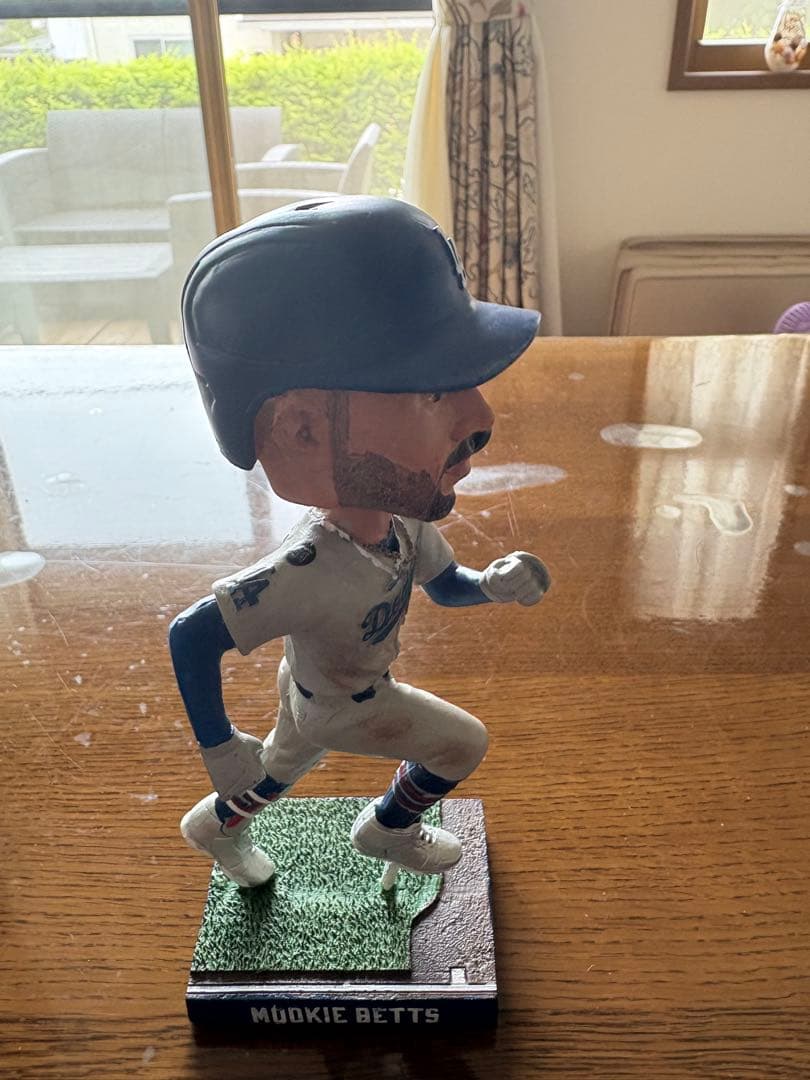 ムーキー・ベッツ ボブルヘッド ドジャース 5月13日 限定配布