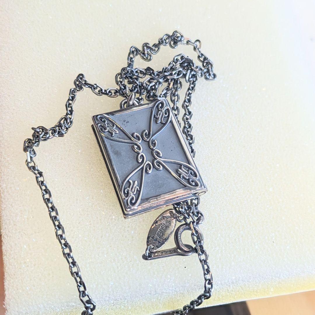 NieR Replicant/Gestalt シルバーロケットペンダント 白の書