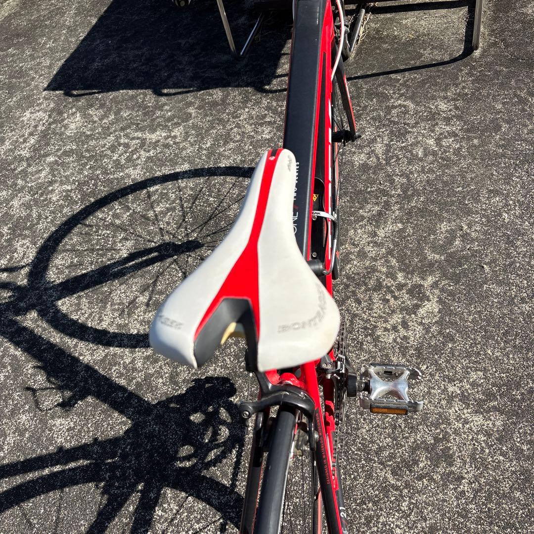 Trek レッド ロードバイク 700C