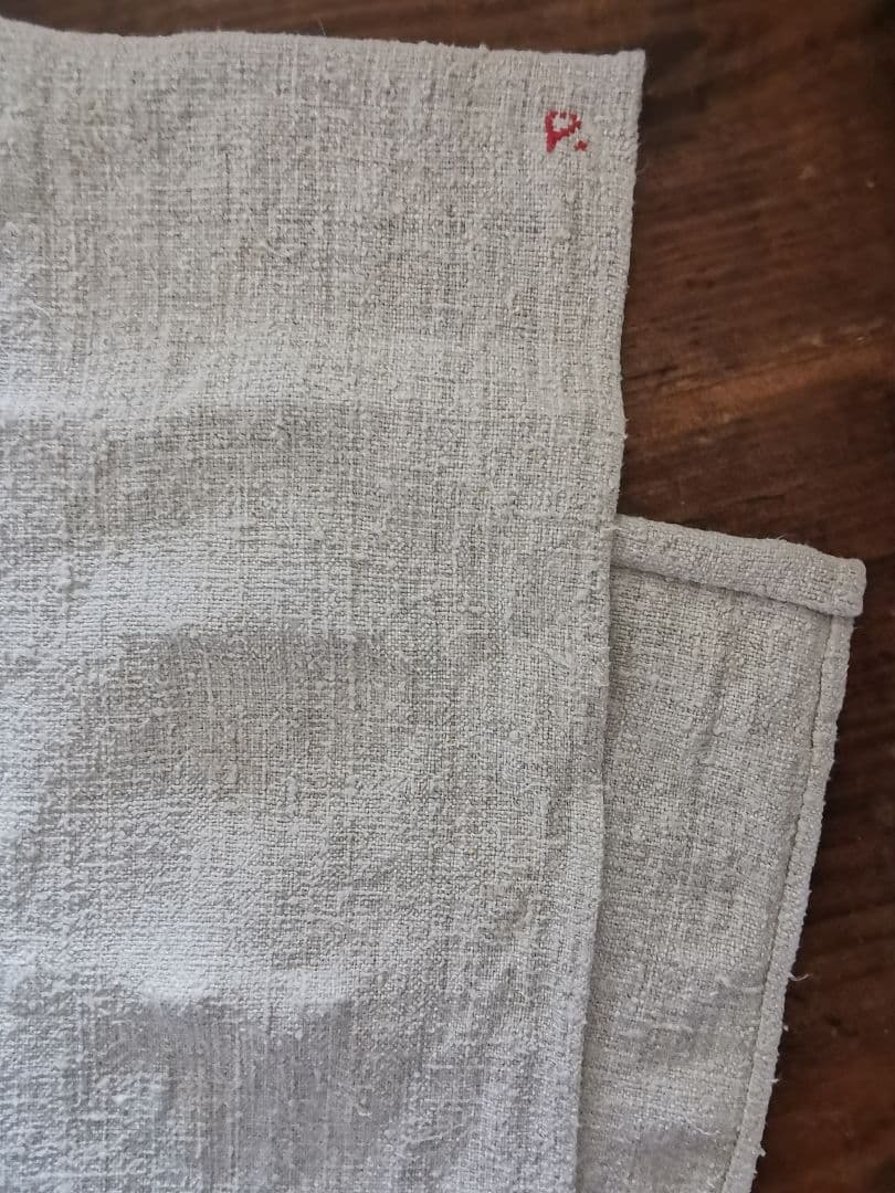 アンティーク ホームスパン ラスティックリネン イニシャルP赤糸刺繍ロングクロス
