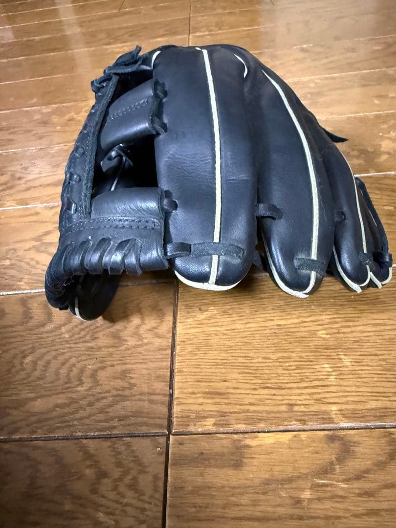 ミズノ 軟式グローブ 黒 オールラウンド用