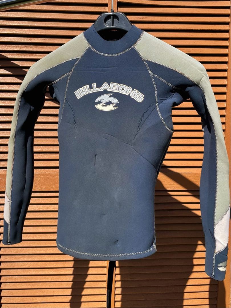 【値下げ】BILLABONG タッパー ジッパー付き レディース ジュニア