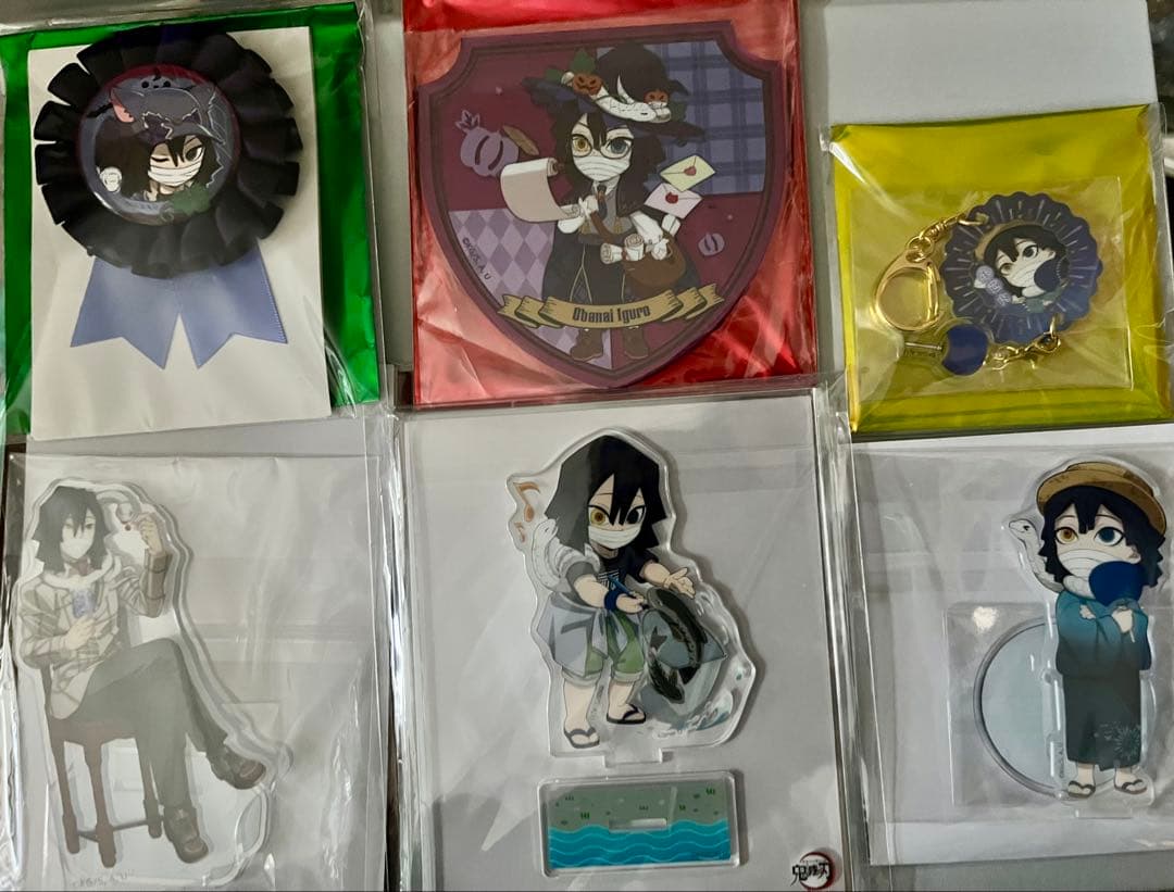 鬼滅の刃 ufotable 伊黒小芭内 アクリルスタンド 缶バッジ