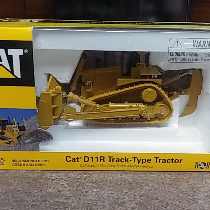 CATD11R Track-type トラクター1/50