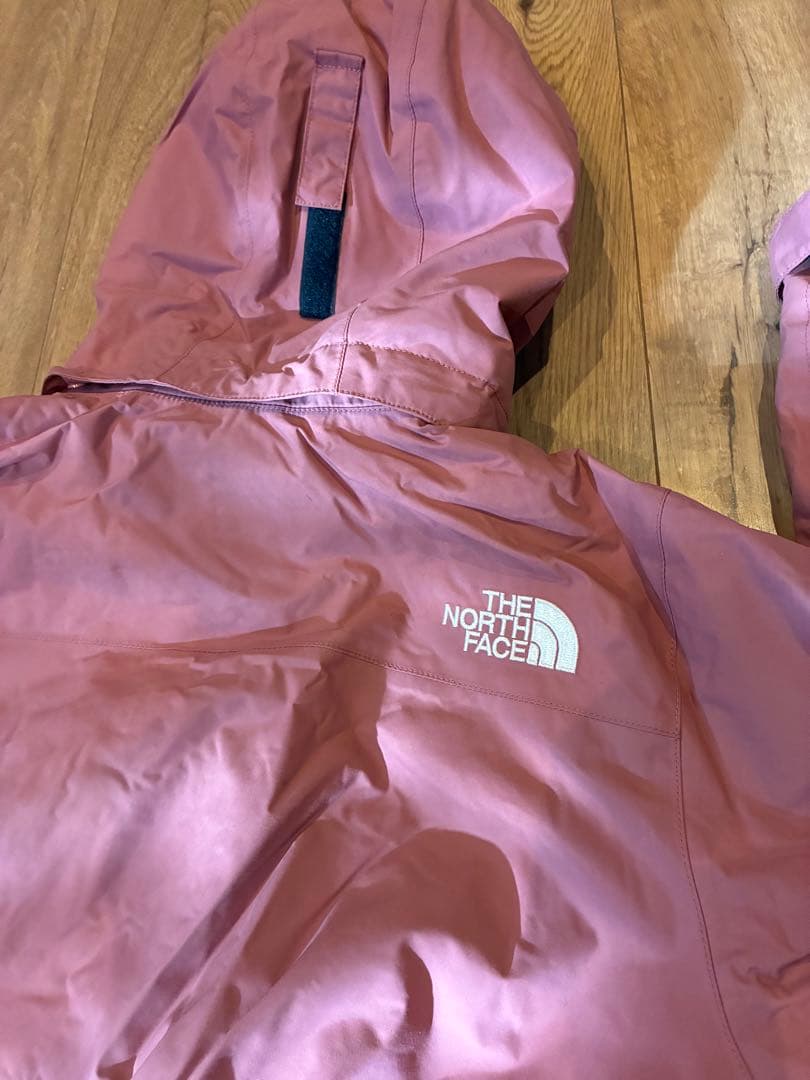 週末限定値下げ！美品⭐︎THE NORTH FACE 子ども用スキーウェア 130