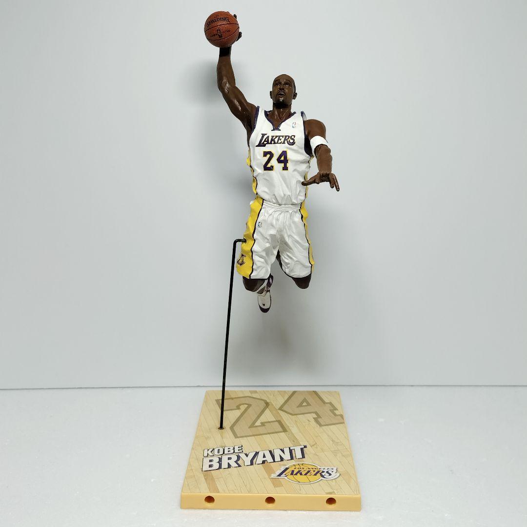 マクファーレントイズ NBA シリーズ17 コービー・ブライアント フィギュア