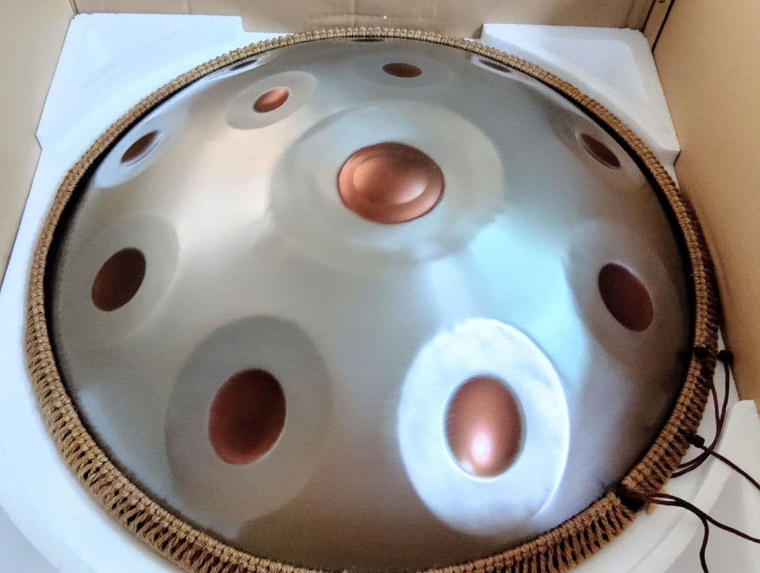 ハンドパン　56センチ　12音　A＝432Hz　Dマイナー　新品