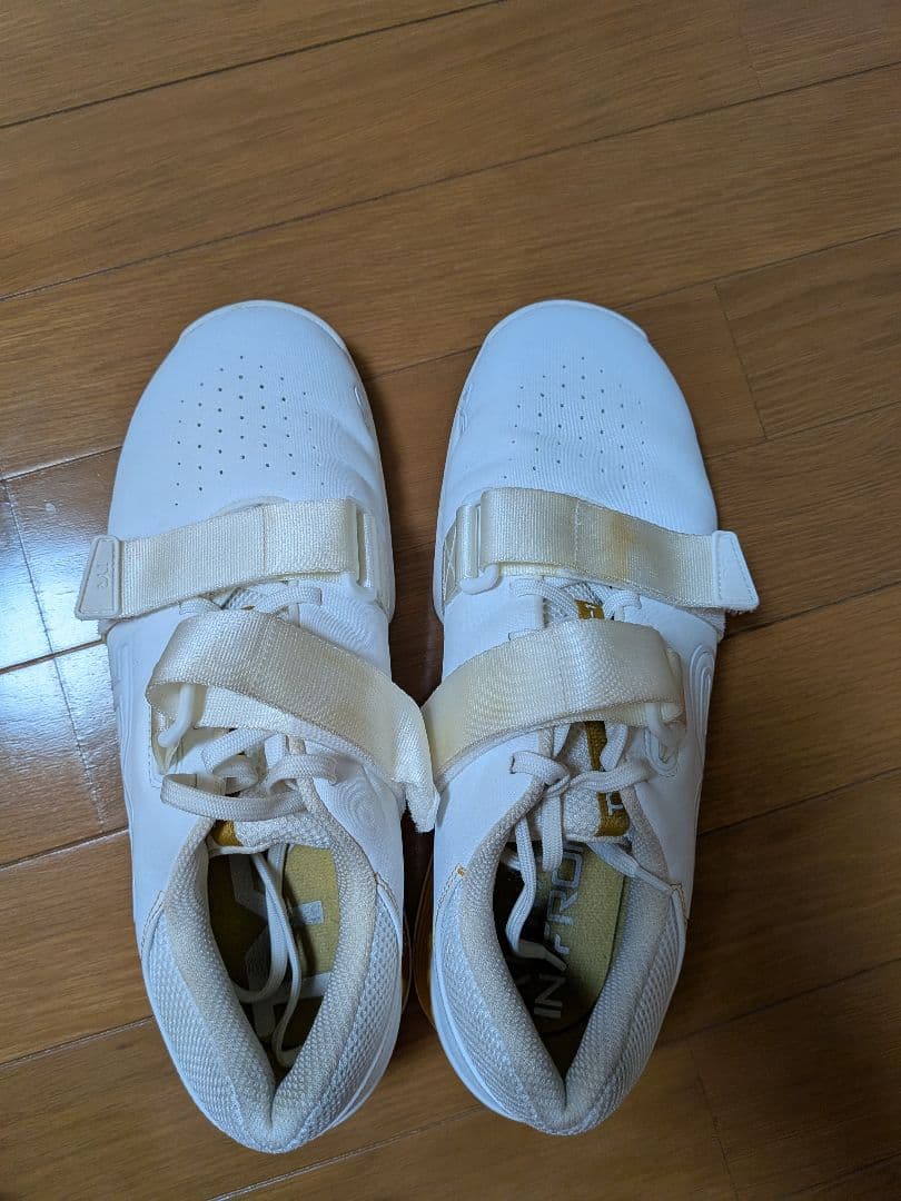 ティア　TYR　シューズ