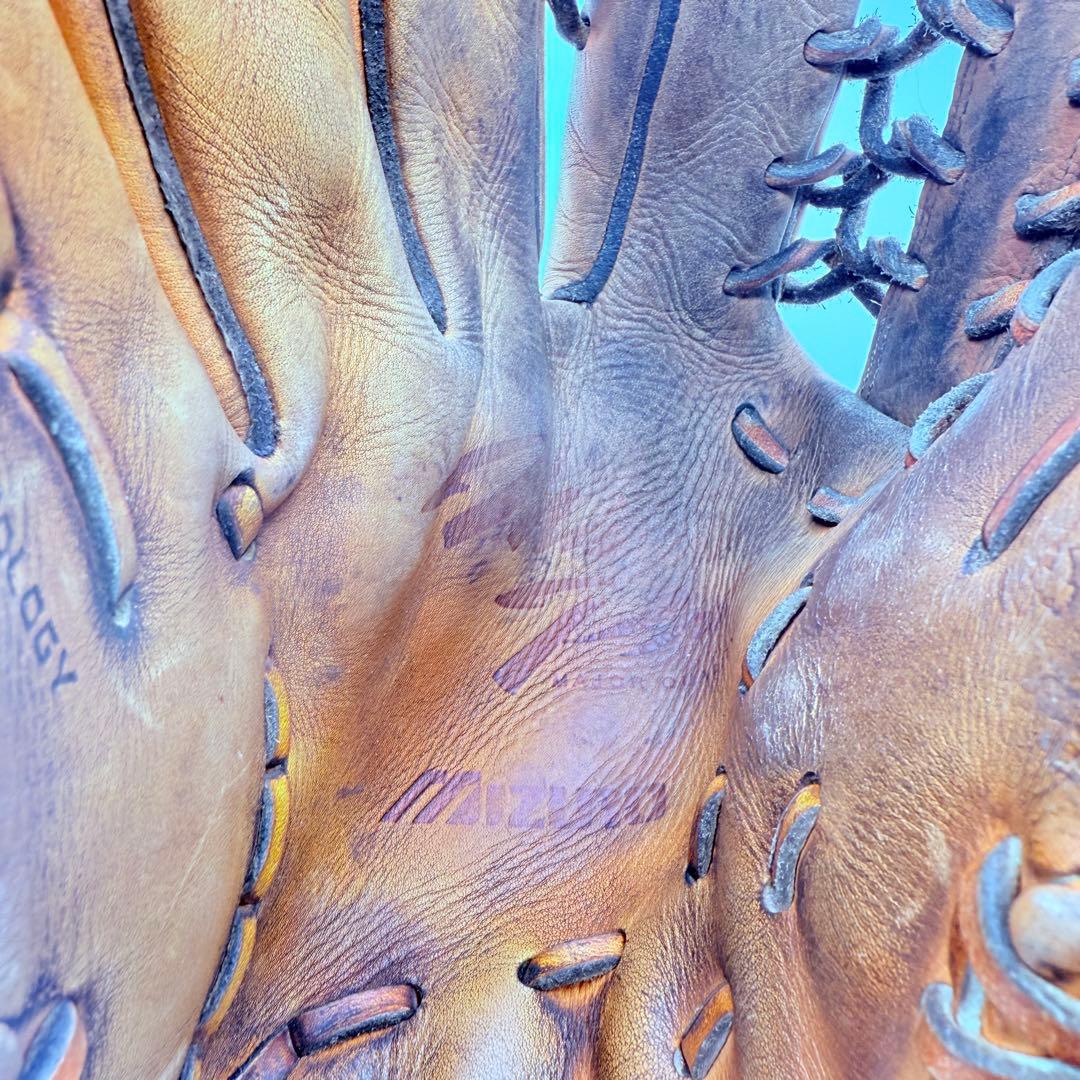 ミズノプロ　硬式　メジャークォリティ　左利き　外野　オールラウンド