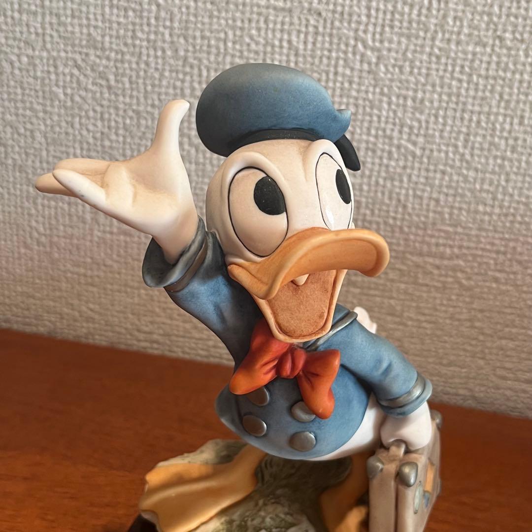 ジョゼッペアルマーニ　ドナルドダック　ディズニー　陶器　人形　置物　オブジェ