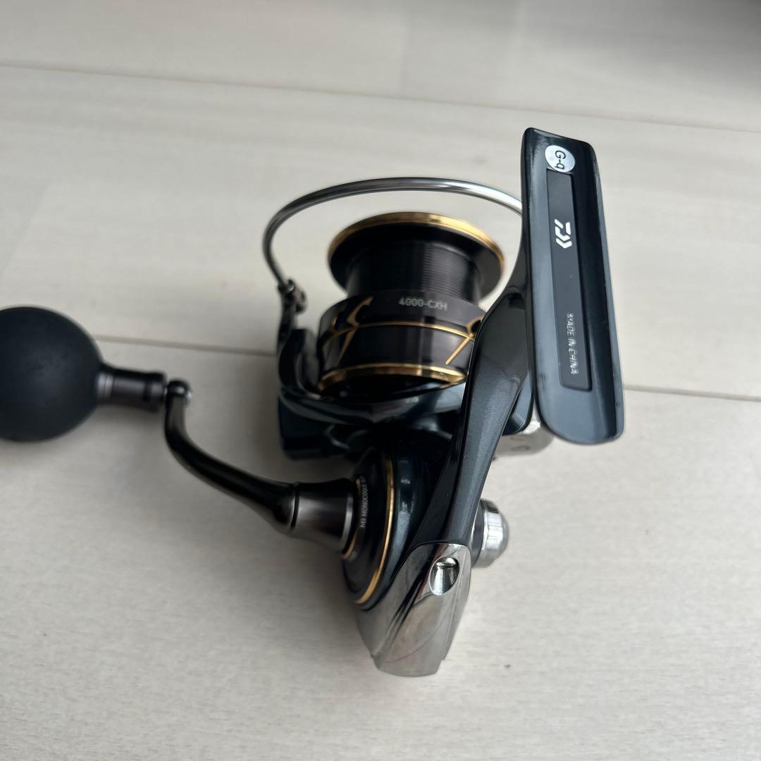 ダイワ　22カルディアSW 4000-CXH ドラグノブ無し