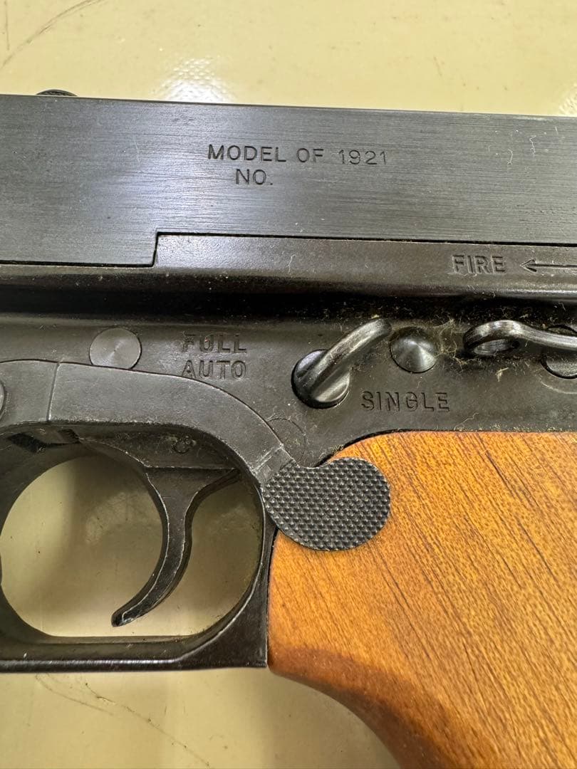 MGC トンプソンM1921 モデルガン 木製グリップ 箱説付き