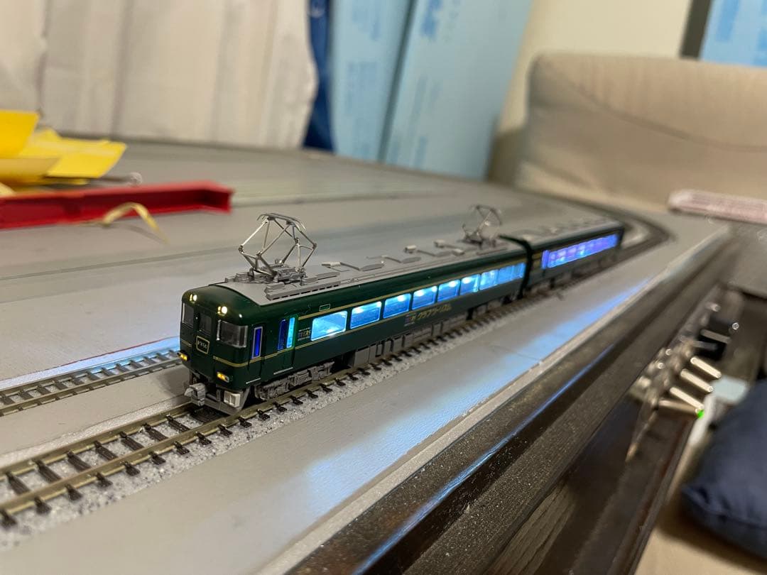 Nゲージ 「かぎろひ」 動力とヘッドライトLED打ち替え改造・室内灯付き