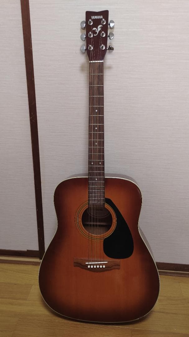 ギター Yamaha F-360 TBS