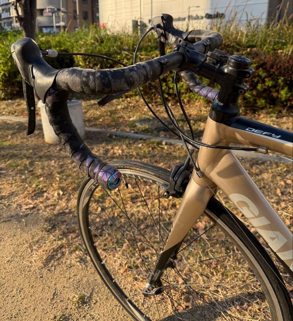 【GIANT DEFY】ロードバイク／スタンド付き／要整備