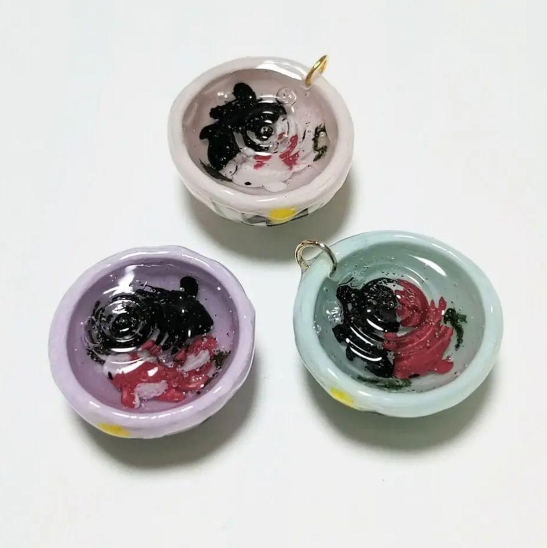 【772】どんぶり金魚のチャーム／ストラップ