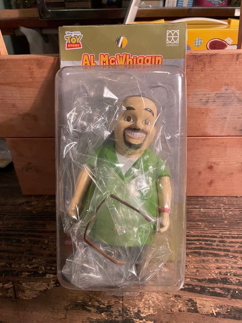トイストーリー　toystory アル　フィギュア　（パッケージ割れ凹みあり）